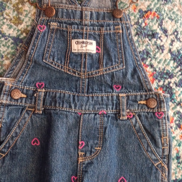 Osh Kosh overalls with heart pattern - Picture 2 of 3